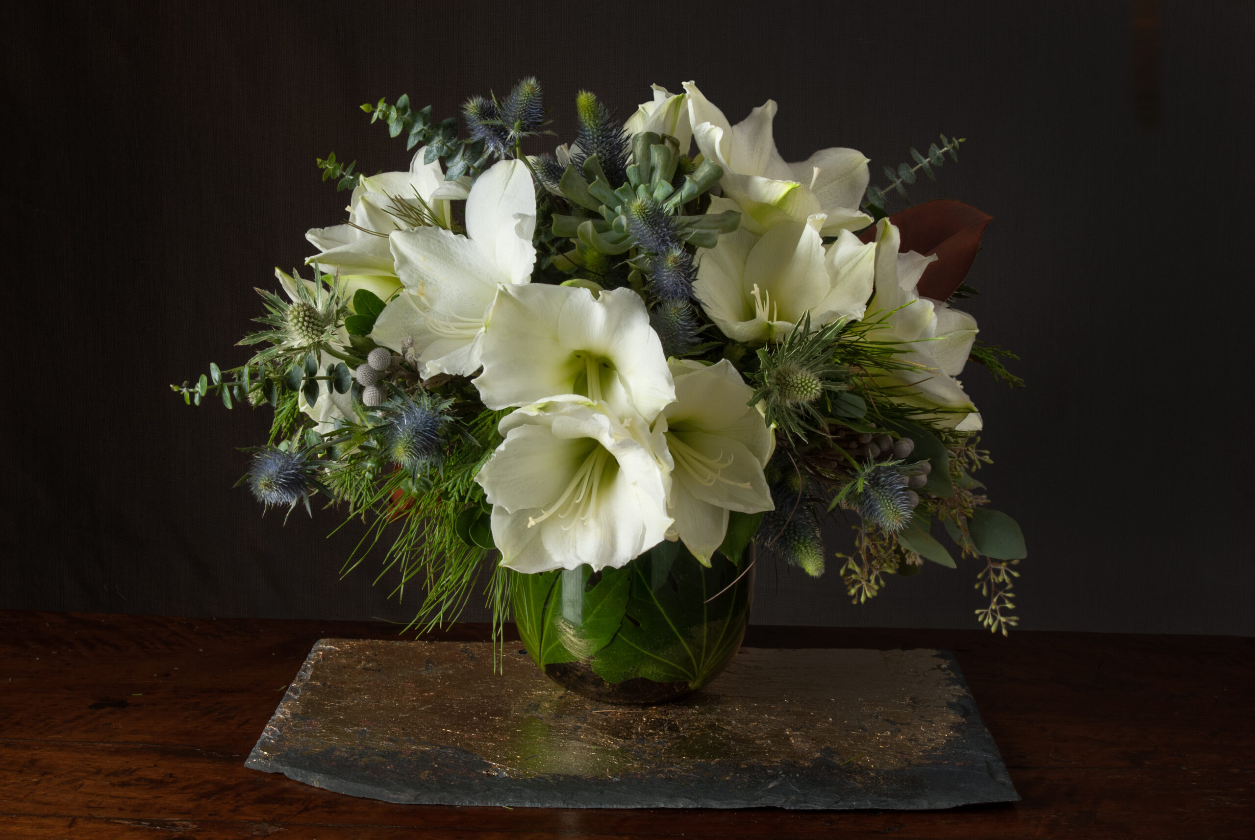 ASTON Winter White Fresh Flowers and Magnolia with Soft Sage and